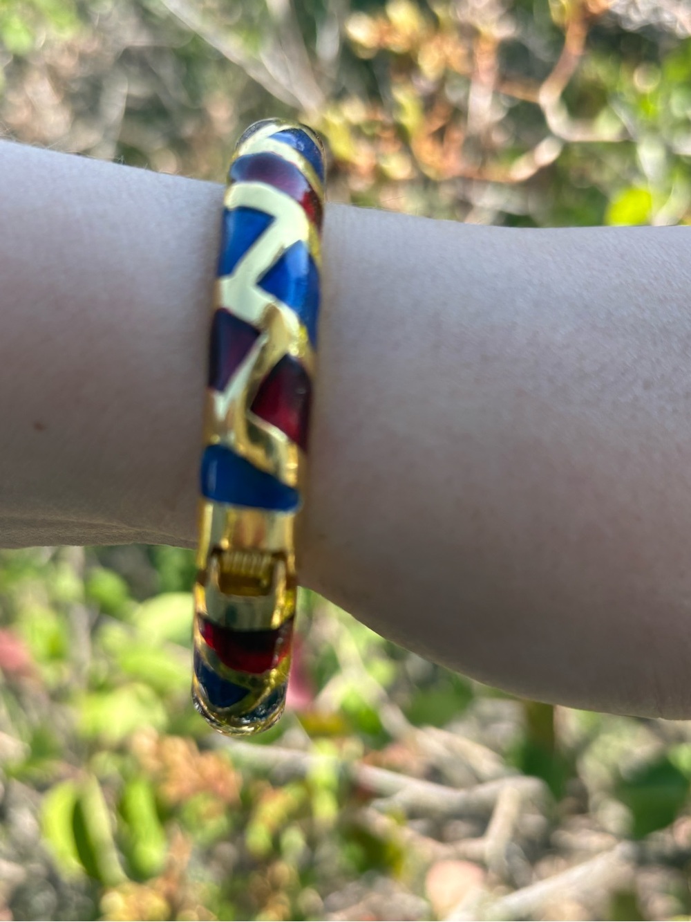 Vintage Hinged Bangle Red&Blue Enamel